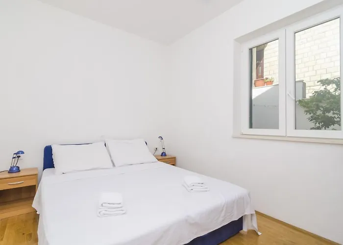 Medi Apartment