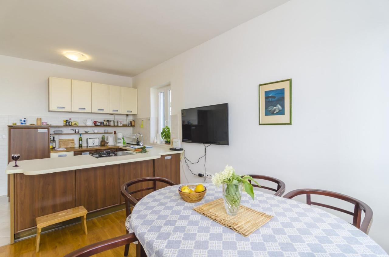 Apartament Medi *